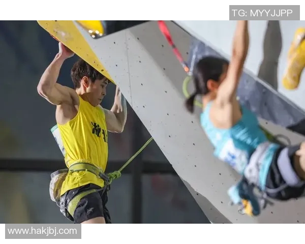 北京攀岩队的训练节奏与攀岩热点分析探讨