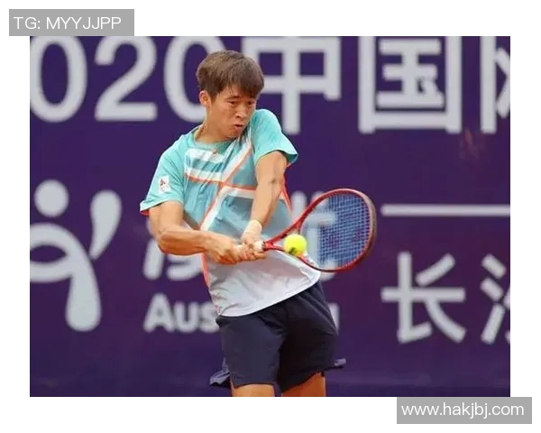 南京网球队以99分领跑精英赛积分榜展现强劲实力与团队合作精神