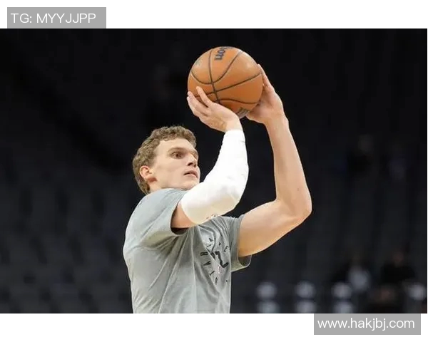劳里马尔卡宁如何在NBA赛场上崭露头角成为新星球员的成功之路