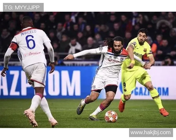 欧冠门票系统瘫痪数万球迷排队12小时争抢梦寐以求的入场券