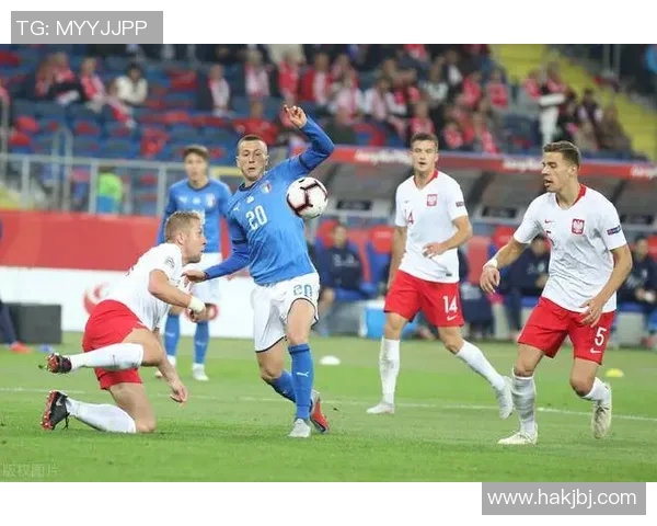 莫火车与加拉塔萨的巅峰对决谁能在赛场上笑到最后